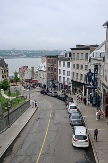 old town quebec city quecbec in canada; summer in canada; mother daugther roadtrip; usa and canadian roadtrip; walking tour quebec city; french city in canada