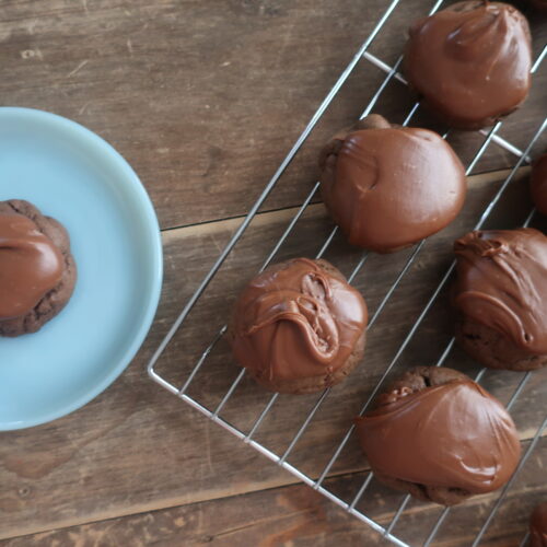 texas sheet cake cookies; fudgy chocolate frosting; chocolate cookies with chocolate frosting; cake-like cookies