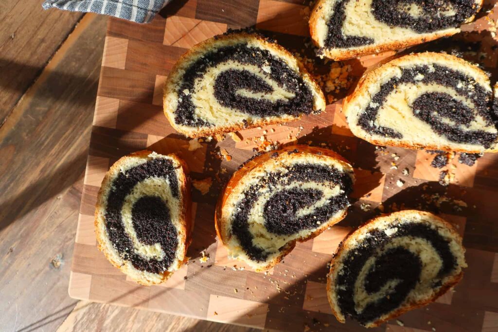 sliced Hungarian beigli poppy seed roll