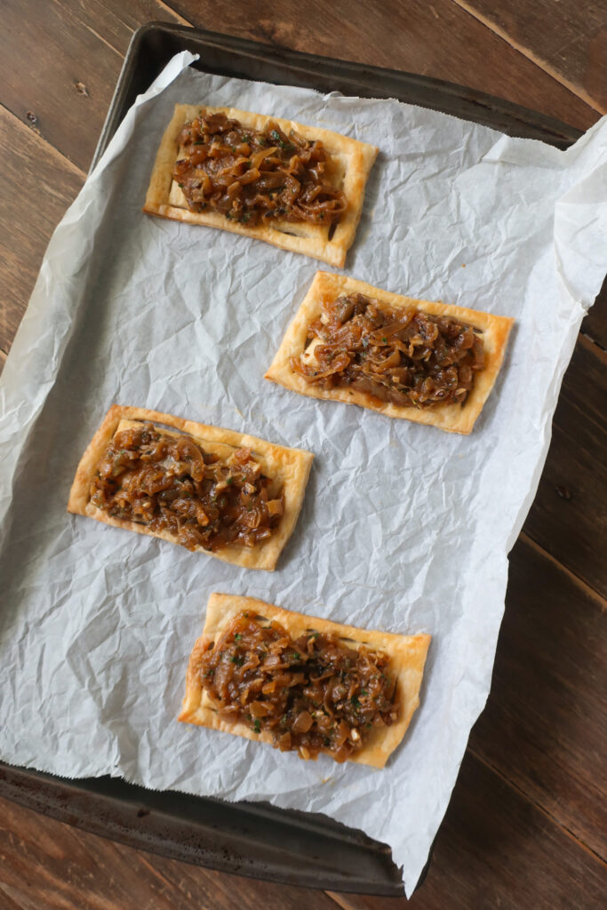 puff pastry rectangles with french onion soup mixture topping for French Onion Puff Pastry with Gravy