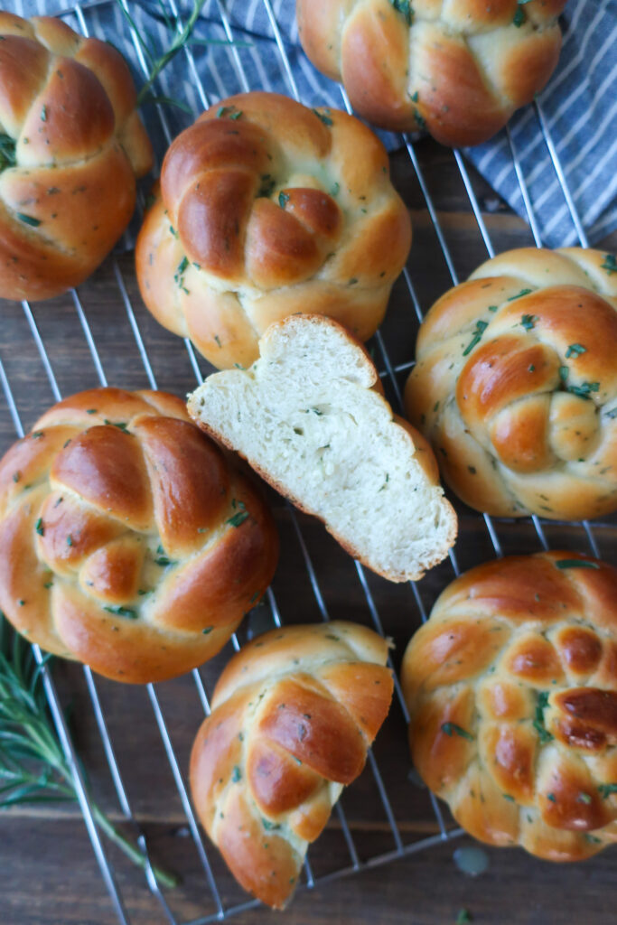 inside look at rosemary challah rolls