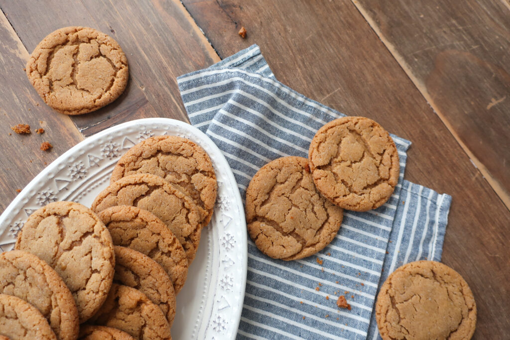 big, soft ginger cookies with crinkle tops; perfect holiday cookies; spiced holiday cookies