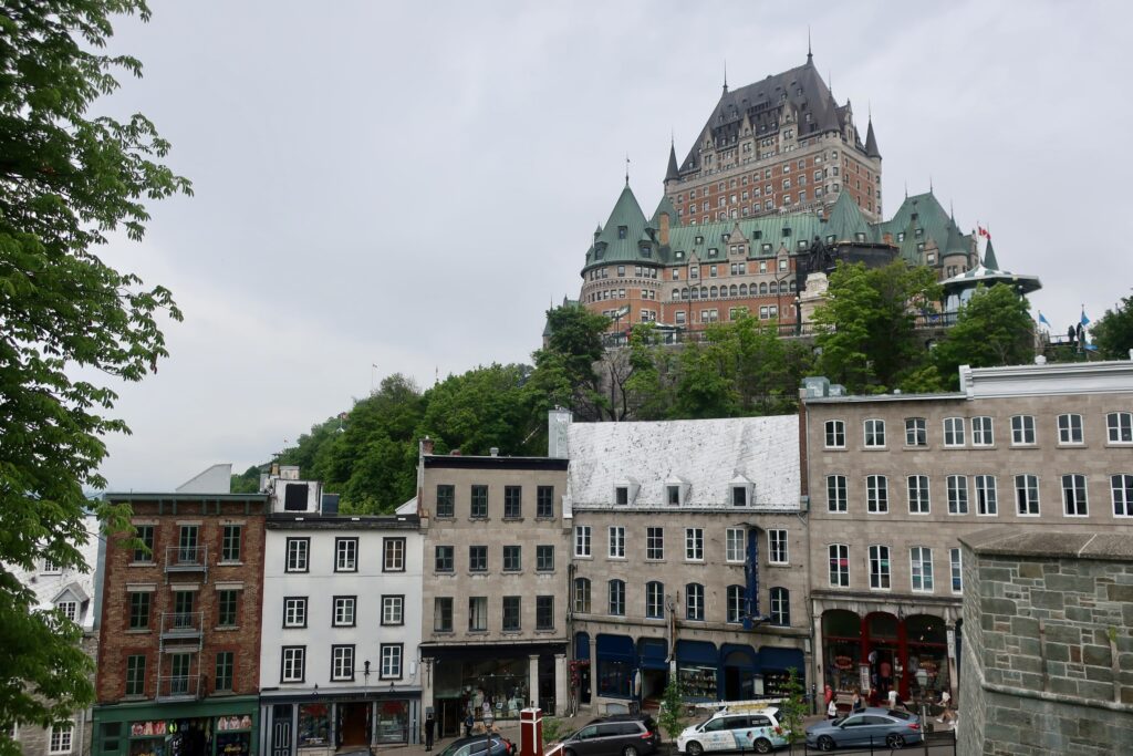 old town quebec city quecbec in canada; summer in canada; mother daugther roadtrip; usa and canadian roadtrip; walking tour quebec city; french city in canada