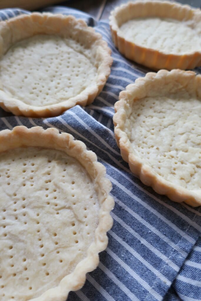 baked pie crust; baked mini tart crust; pastry crust recipe; Pâte Sablée