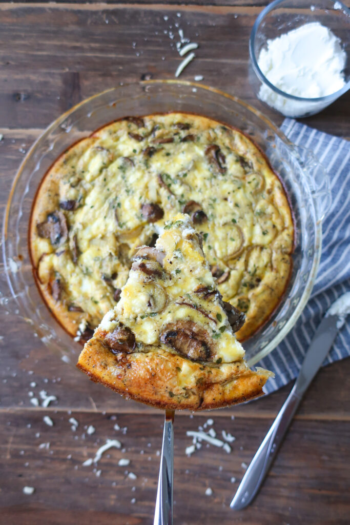 mushroom and goat cheese quiche; crustless quiche; easy quiche recipe; vegetarian quiche; mushroom quiche; ingredients for quiche