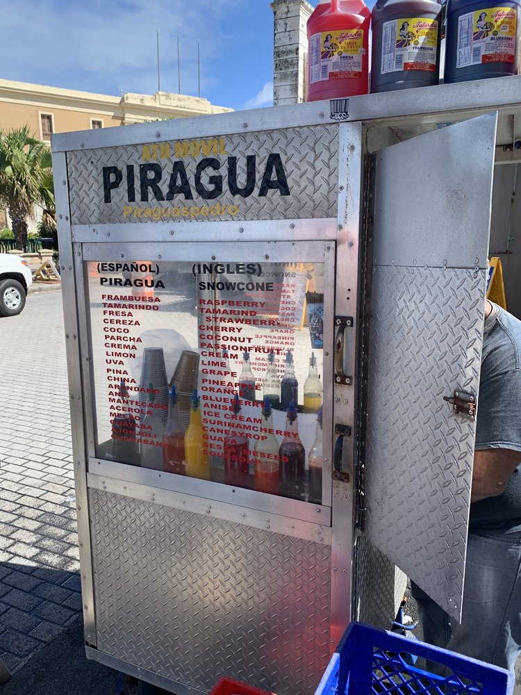 piragua snow cones in puerto rico, usa, north america; friend trip; puerto rico in february; puerto rico itinerary; san juan puerto rico; women who travel; female travel; long week trip inspiration