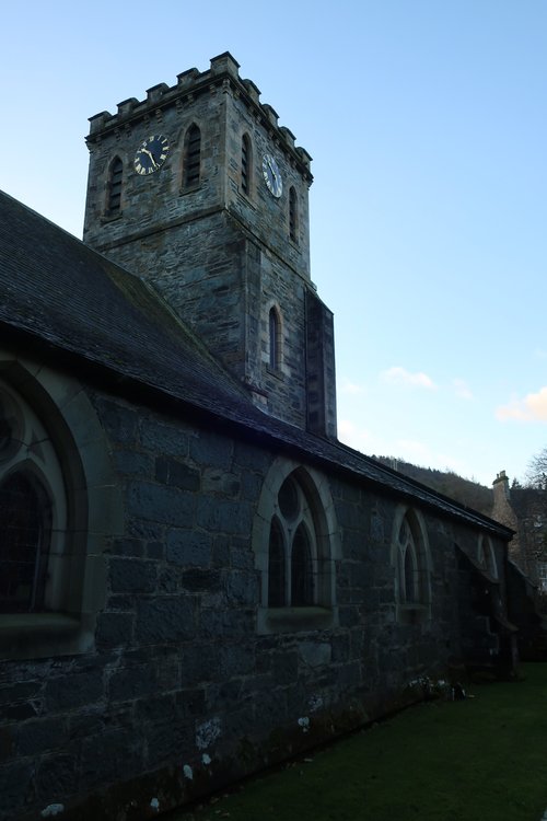 church in birnam, scotland, uk, europe; solo travel; solo female travel; roadtrip scotland; roadtrip europe; scotland itinerary