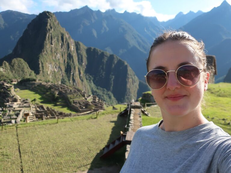 woman at machu picchu; solo female travel; solo backpacking; backpacking south america; backpacking tips; peru itinerary;