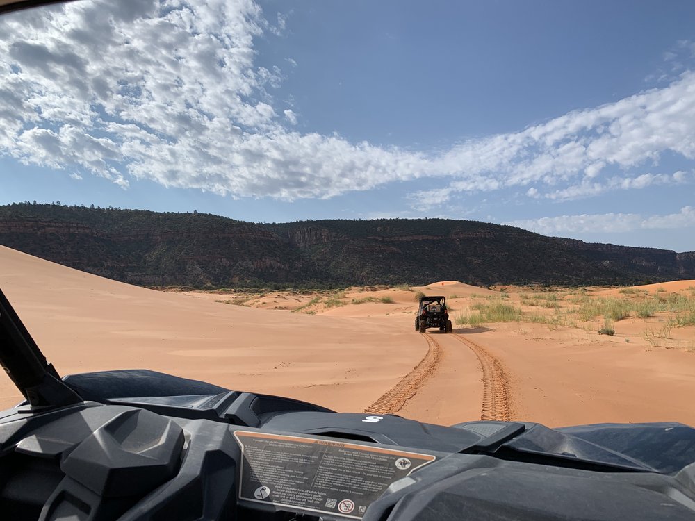 dune buggy riding in coral pink sand dunes in utah, usa; mother daughter trip; road trip south west; south west usa; utah travel itinerary; road trip tips; female travel; united states national park trip