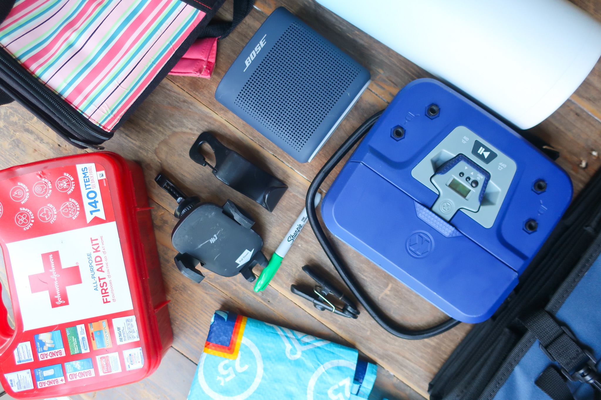 10 Road Trip Essentials You Shouldn't Travel Without - accent golden