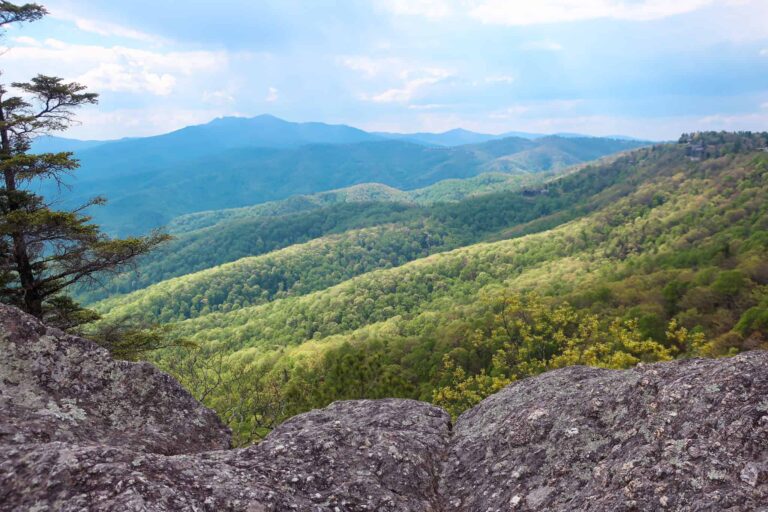blue ridge mountain views and things to do in Boone and Blowing Rock NC