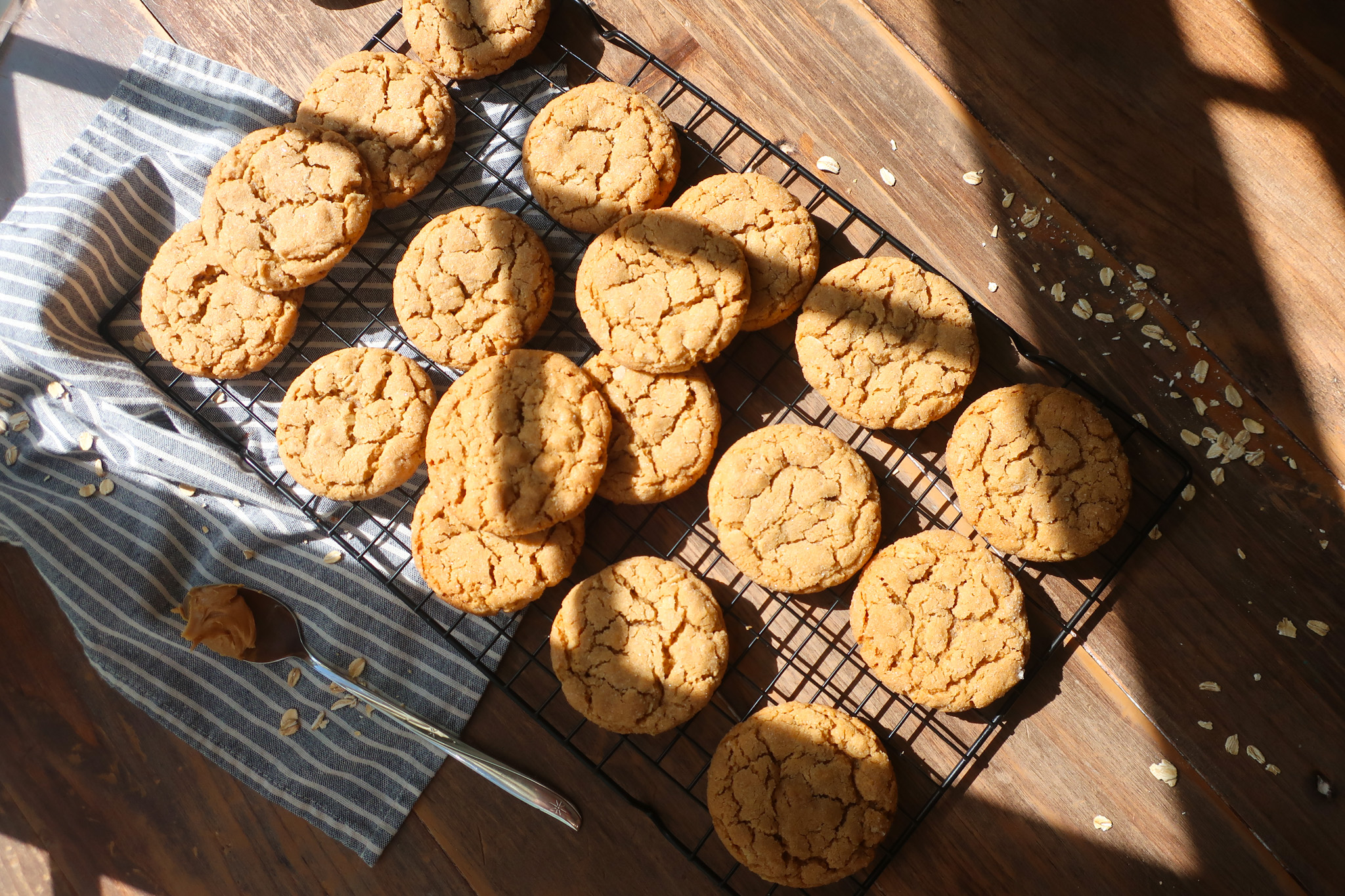 how to make peanut butter cookies from scratch