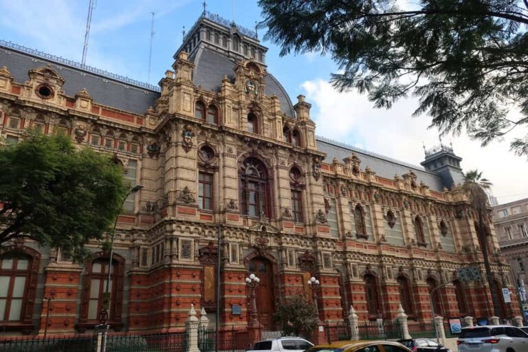 the water palace in buenos aires argentina