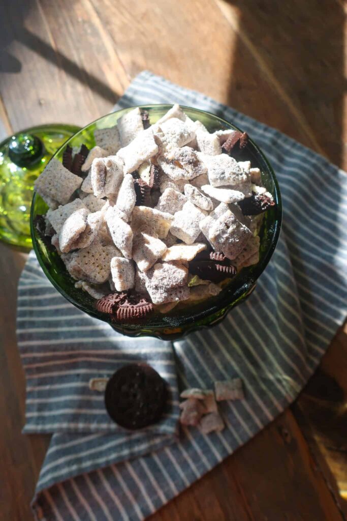 Oreo muddy buddies recipe
