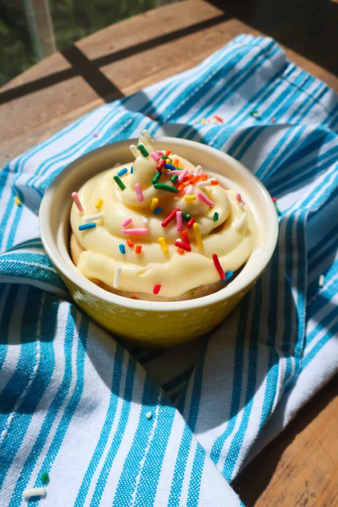 vanilla frosting on vanilla funfetti cake