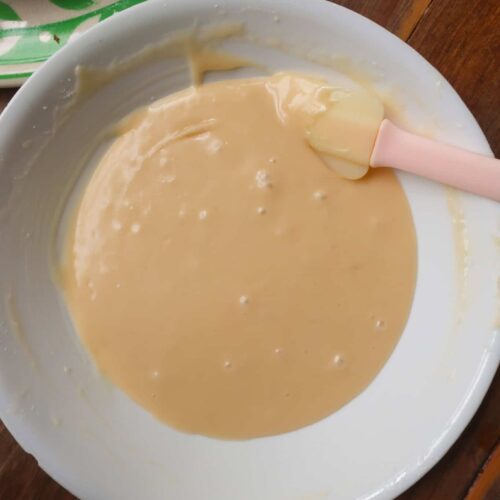 salted vanilla glaze in bowl