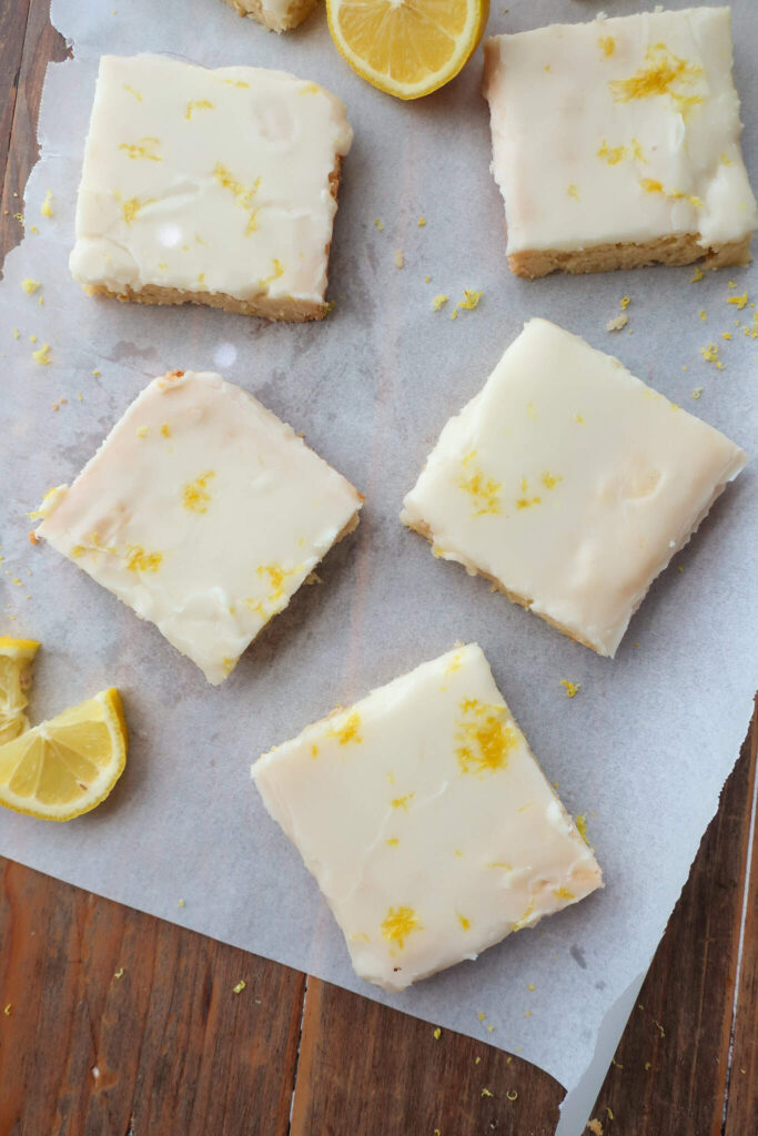 iced lemon shortbread bars