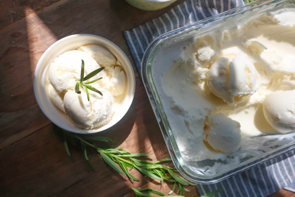 homemade rosemary frozen yogurt recipe