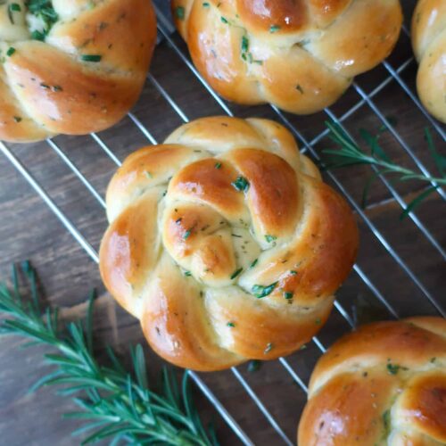 rosemary bread rolls