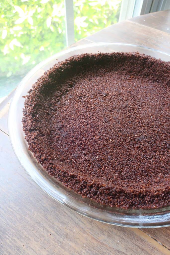Cocoa Pebble cereal pie crust