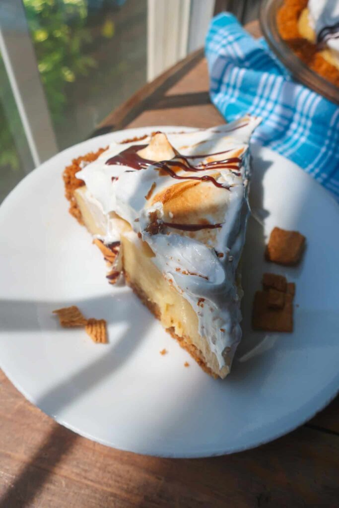 slice of Golden Grahams s'mores pie
