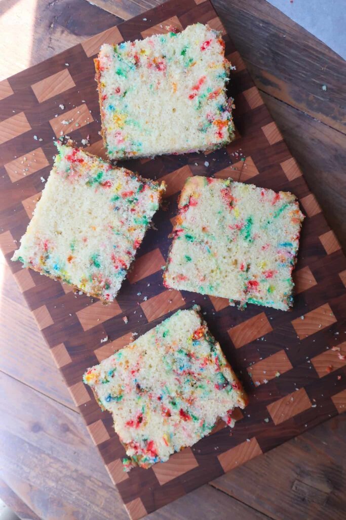 how to make a mini tiered vanilla cake