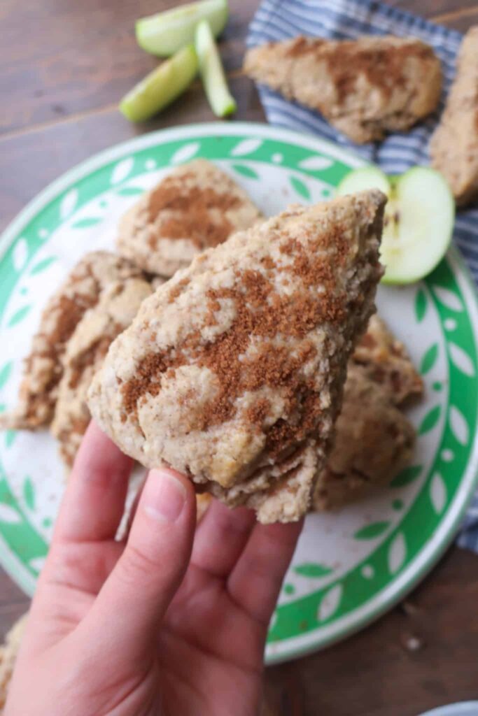 apple cinnamon scones for fall baking