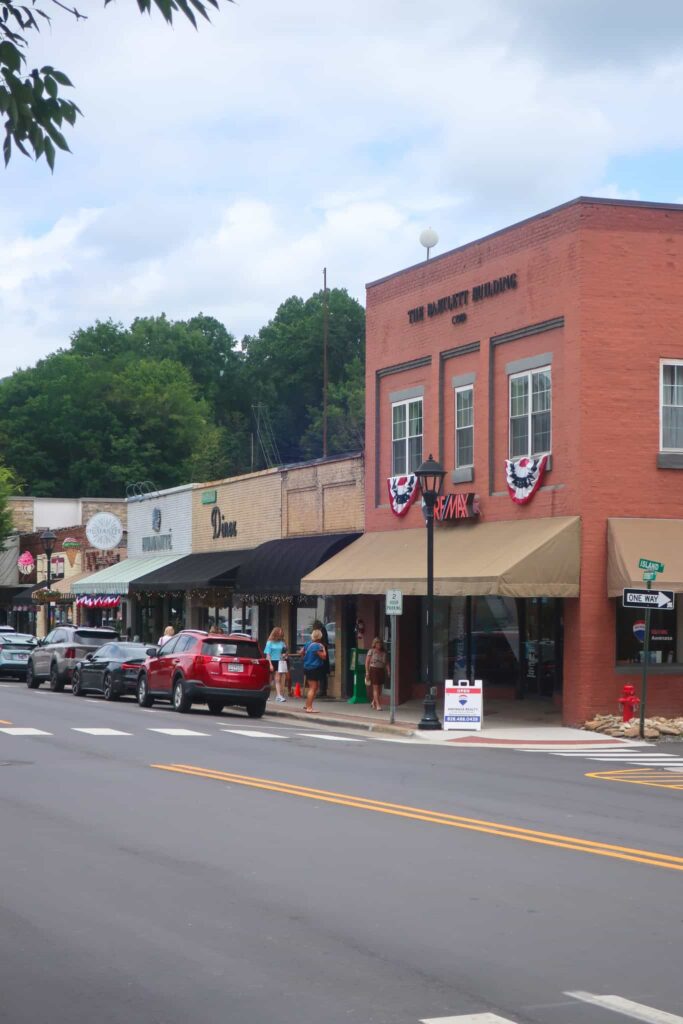 Downtown Bryson City best North Carolina towns near Great Smoky Mountains National Park