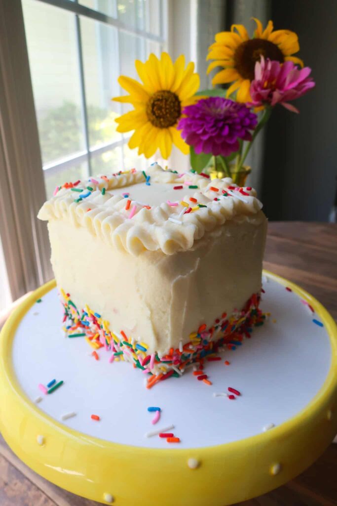 small vanilla birthday cake